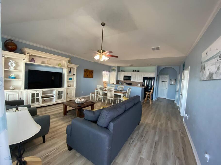 Beach House With Ocean View Surfside Beach Exteriör bild