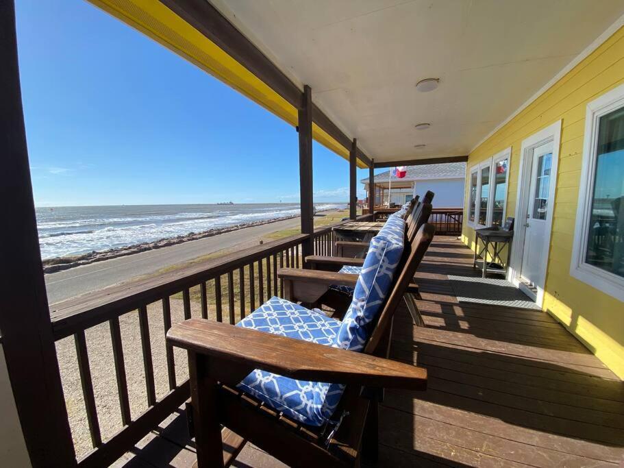 Beach House With Ocean View Surfside Beach Exteriör bild