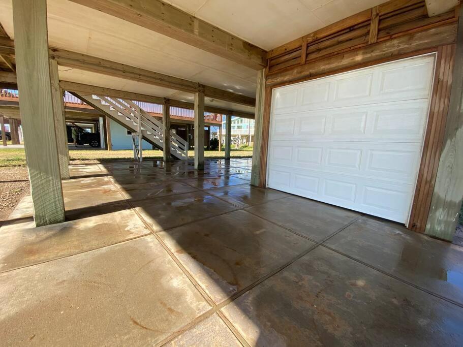 Beach House With Ocean View Surfside Beach Exteriör bild